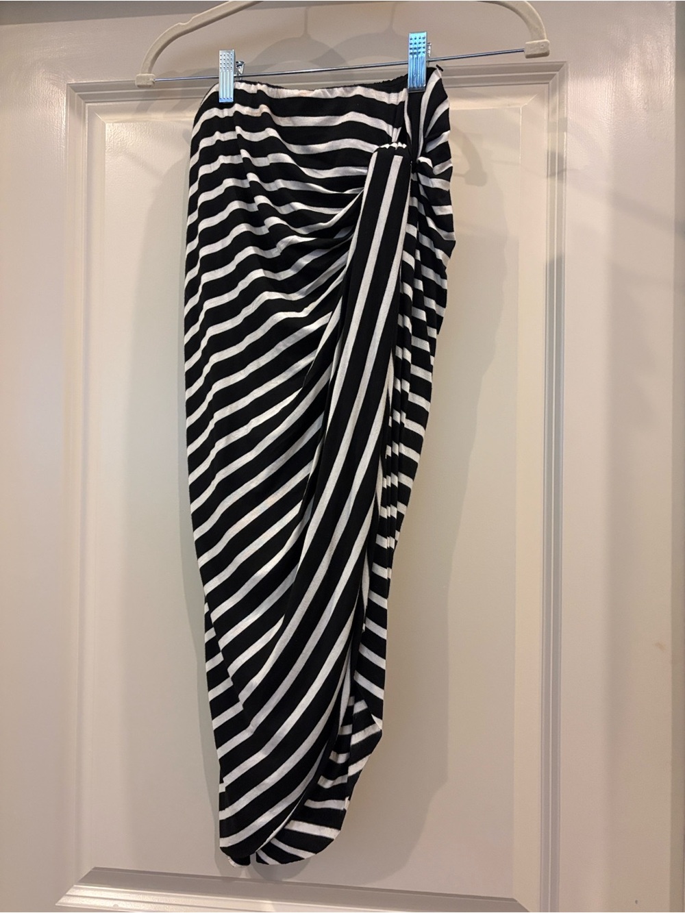 Bailey 44 Black and White Textured Top